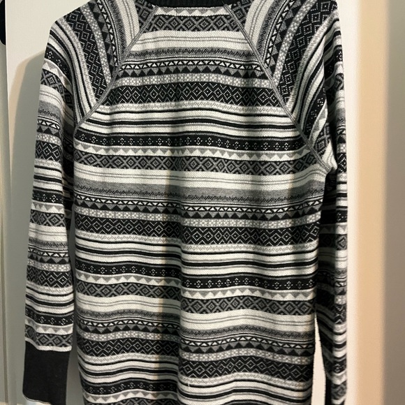 Eddie Bauer half zip light weight sweater size medium - Picture 6 of 6